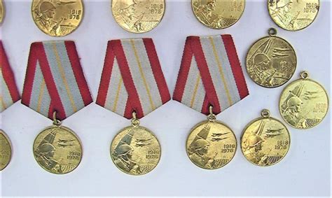 Медаль Шестьдесят лет Вооруженных сил СССР 1918 - 1978 26 шт. в розділі ...