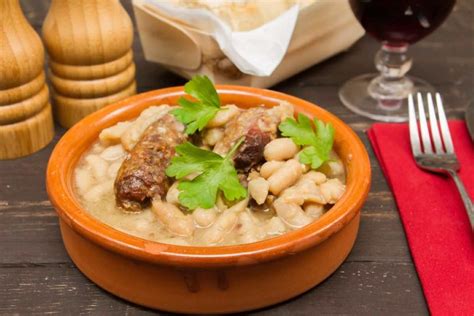 Tasty Toulouse Sausage Cassoulet Recipe - London Lifestyle Magazine