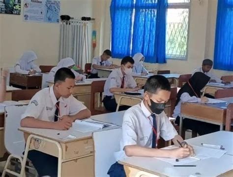 Mulai Besok Sekolah Di Palembang Belajar Tatap Muka Siswa Dianjurkan