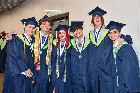 PHOTOS: Windermere Wolverines celebrate 2023 graduation | West Orange ...