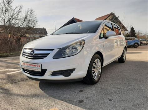 Opel Corsa Edition Jahre Servisna Knjiga Dvobojni Interijer