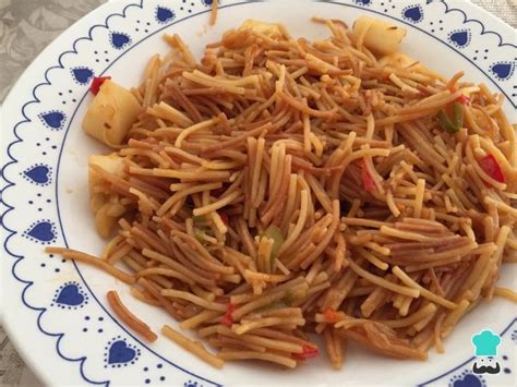 Aprende A Preparar Fideuá Con Sepia Y Verduras Con Esta Rica Y Fácil Receta La Fideuá Es Uno De