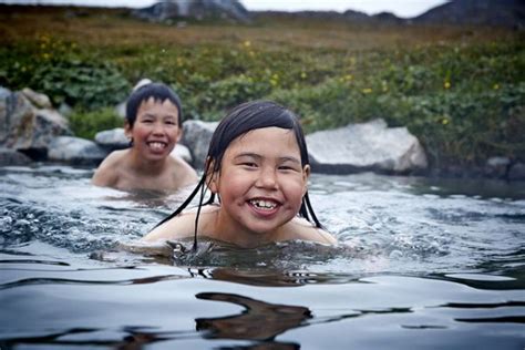 The Uunartoq Hot Springs In Greenland Neatorama Places Around The