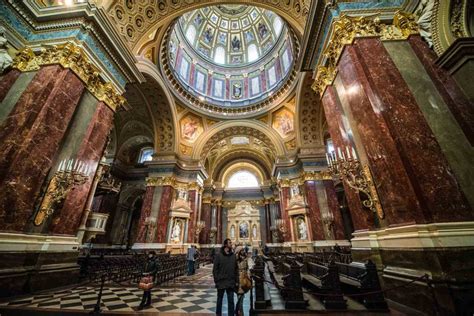 Basilica Di Santo Stefano Virtual Tour 360