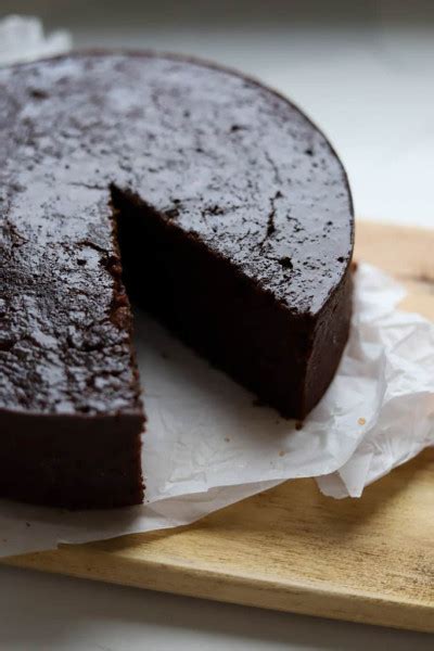 Authentic Jamaican Black Cake The Seasoned Skillet