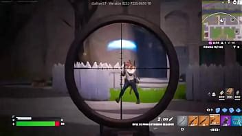 Un homme noir est presque baisé par un homme musclé XVIDEOS