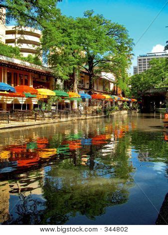 San Antonio Riverwalk Image & Photo (Free Trial) | Bigstock