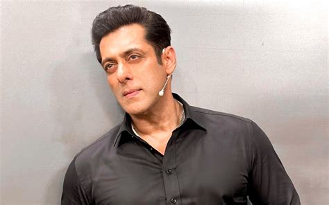 Salman Khan admits to being “unlucky in love”; talks about his love ...