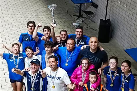 La Squadra Asi Della Arvalia Nuoto Lamezia Ai Campionati Primaverili Di