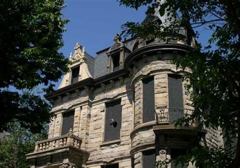 Franklin Castle – Haunted Houses