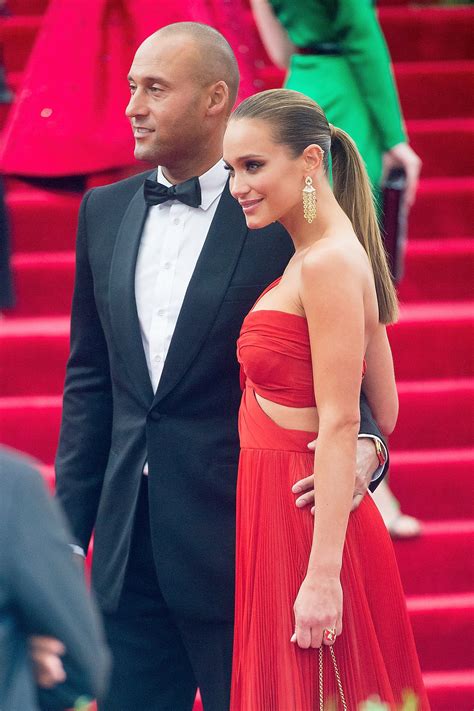 Derek Jeter and Model Hannah Davis Are Married! Here Are the Details ...