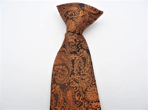 ORANGE PAISLEY CLIP ON TIE