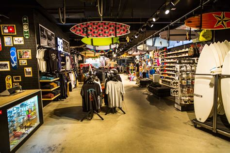 Quiksilver Opens Its First Australian Boardriders In Coolangatta