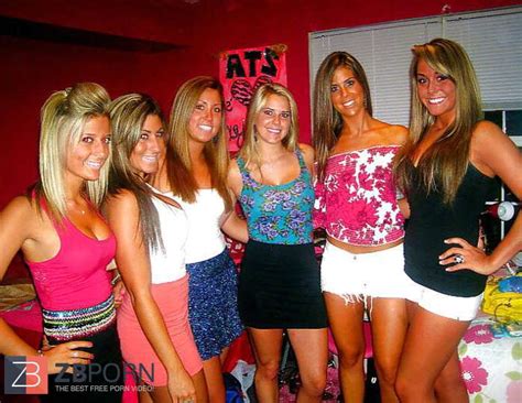 More Facebook Tarts Comment And Rate ZB Porn