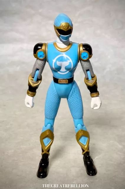 POWER RANGERS NINJA Storm Blue Wind Tsunami Cycle Ranger Figure 2002