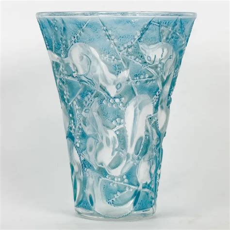 Vase S Nart Cureuil Verre Patine Bleu Ren Lalique R Lalique Glass