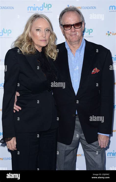 Peter fonda and bridget fonda hi-res stock photography and images - Alamy