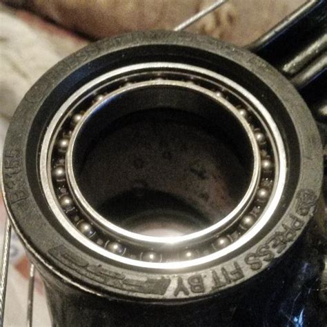 Ответы Mail: КАК ЧАСТО НУЖНО СМАЗЫВАТЬ ПОДШИПНИКИ КОЛЕС И КАРЕТКУ ...