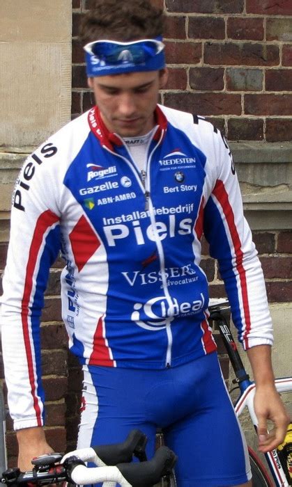 Lycra Gay Men Buongiorno Buon Week End A Tutti Gli Amici Del Blog