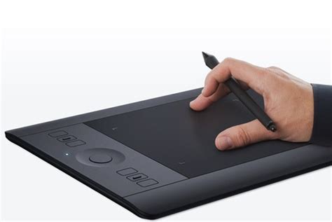 Wacom Intuos PRO Small Graphics Tablet + Wireless Kit