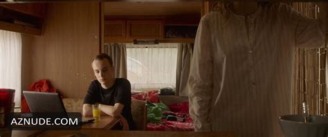 Savage Nude Scenes Aznude