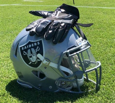 Pin By Rip Raider On Raider Memes Football Helmets Raiders Helmet