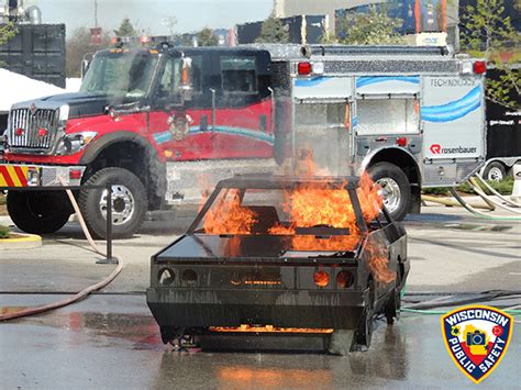 Miami Dade Fire Rescue Engine 3 Features A Memorial To The 343 Fdny