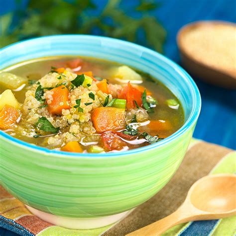 Recette Soupe au quinoa et légumes facile rapide