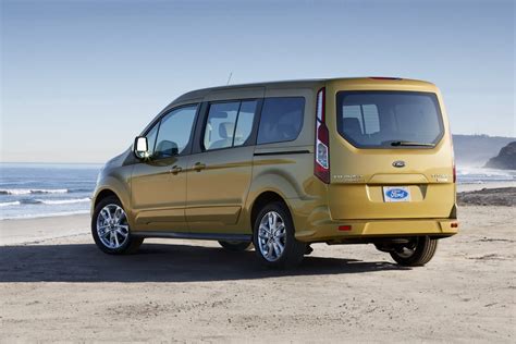 2014 Ford Transit Connect Wagon Unveiled In La [video] Autoevolution