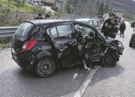 Sangue Sulla Fondovalle Tappino Due Vittime In Due Incidenti Stradali