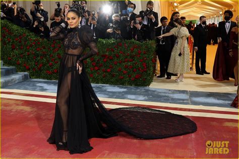 Vanessa Hudgens Oozes Vintage Glamour At Met Gala See Her