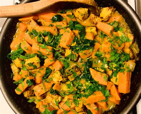 Toasted Tempeh Sweet Potato And Spinach Curry Recipe Live Love