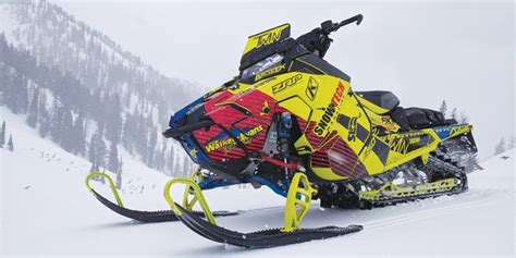 Polaris PRO-RMK 850 163″ Project Sled | Snowtech Magazine