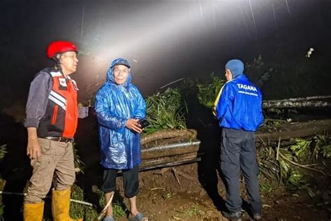 Purbalingga Dilanda Banjir Dan Tanah Longsor Krjogja