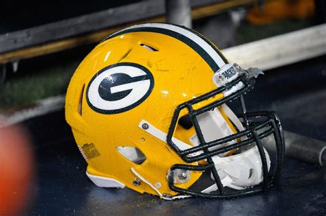 Green Bay Packers Wr Placed On Injured Reserve The Spun