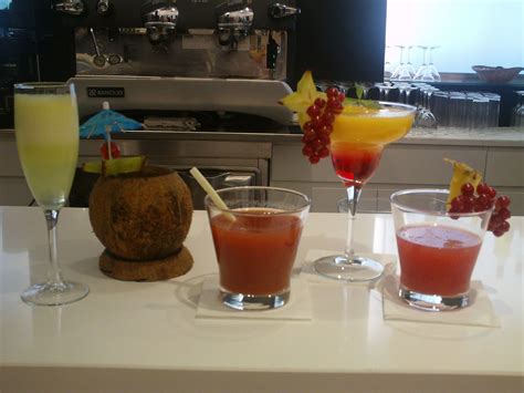 Food and Drink: COCKTAILS - PICTURES