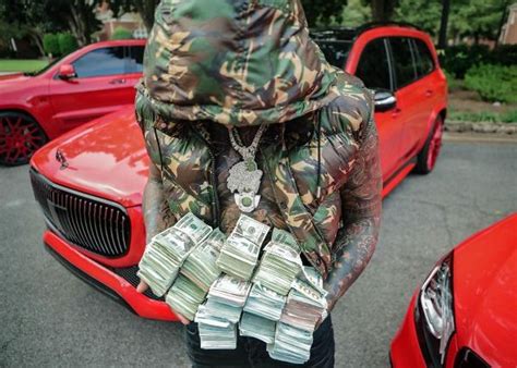 American Rapper Moneybagg Yo Turns 30 Shows Off His Red Finished Cars