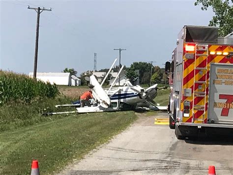 Four Injured After Small Plane Crashes In Saginaw County Mlive