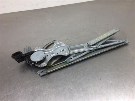 Front Right Electric Window Mechanism For TOYOTA YARIS Used Auto