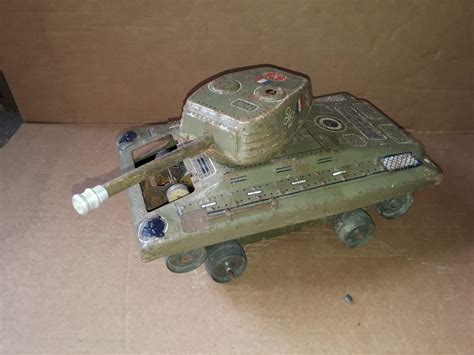 Tanque De Guerra Brinquedo Chapa Antigo S O Felix Da Marinha Olx Portugal