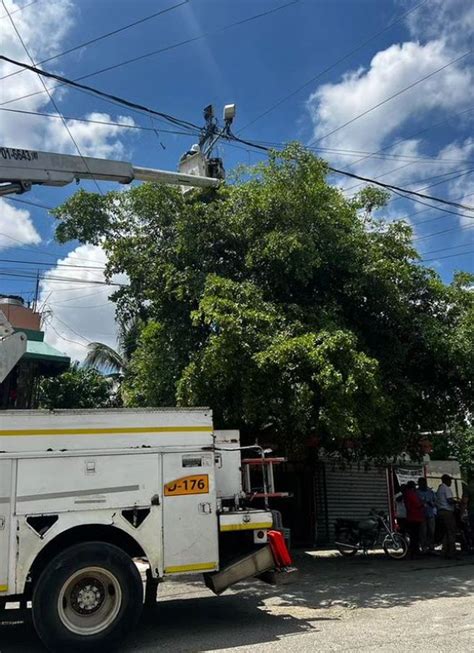 Seguimos Instalando Y Reparando L Mparas Junta Del Distrito Municipal