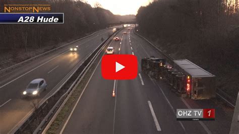 2021 12 20 Schwerer Lkw Unfall sorgt für Behinderungen auf der A28