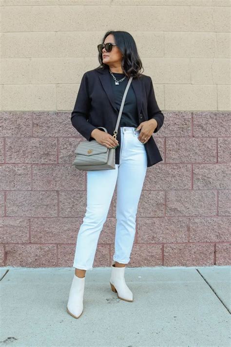 What To Wear With White Boots With Everyday Outfits White Boots