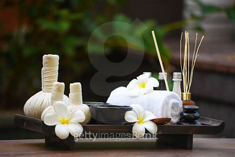 Spa Massage Compress Balls Herbal Ball On The Wooden