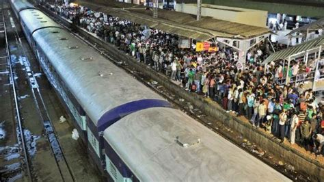 Chennai Over Special Trains To Clear Diwali Rush Oneindia News