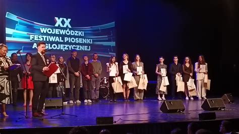 Koncert Fina Owy Xx Wojew Dzkiego Festiwalu Piosenki Angloj Zycznej W