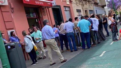 Desescalada Sevilla Primeras Denuncias A Hosteleros Por Aglomeraci N