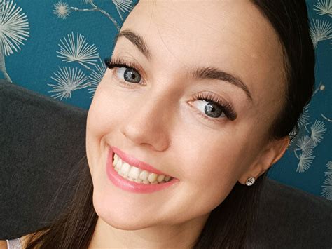 Vanilia On Xcams For A Hot Live Sex Cam Show