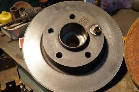 очистка тормозных дисков — Renault Trafic (2G), 2 л, 2007 года | своими ...