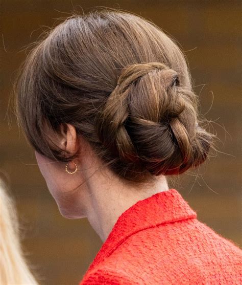 Kate Middleton Rocks Elegant Updo Hairstyle Purewow